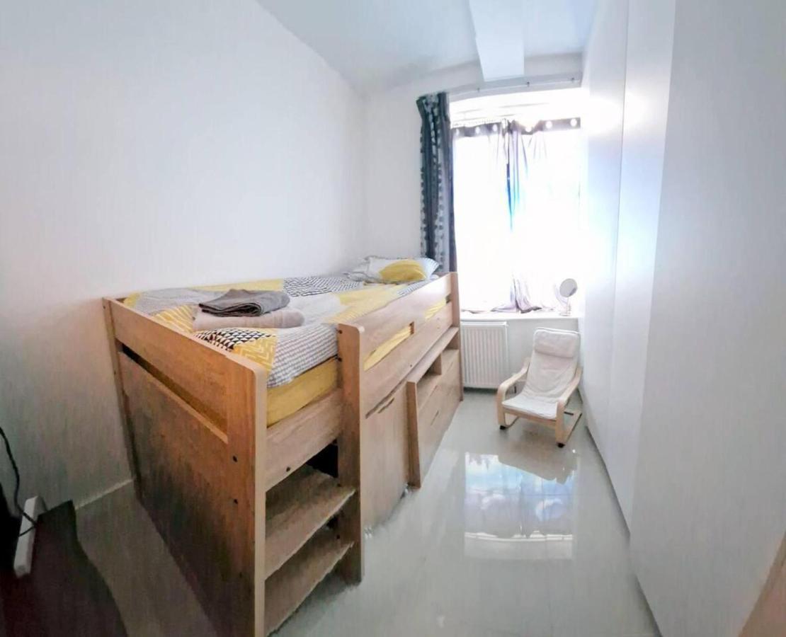 런던 Modern 3-Bed House In Surrey Quays 빌라 외부 사진